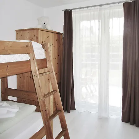 Appartementhaus Eichsfeldia 3 * Kuehlungsborn